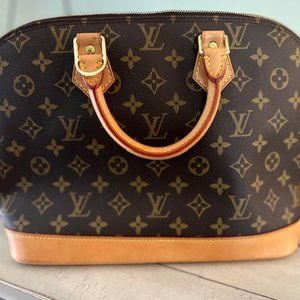 Louis Vuitton Monogram Canvas Purse